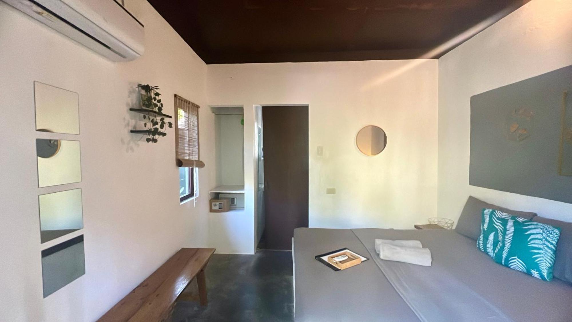 Yay Lodge Siargao, Private Room 1 With Ac & Hot Shower And Fast Starlink Wifi General Luna  Exterior photo