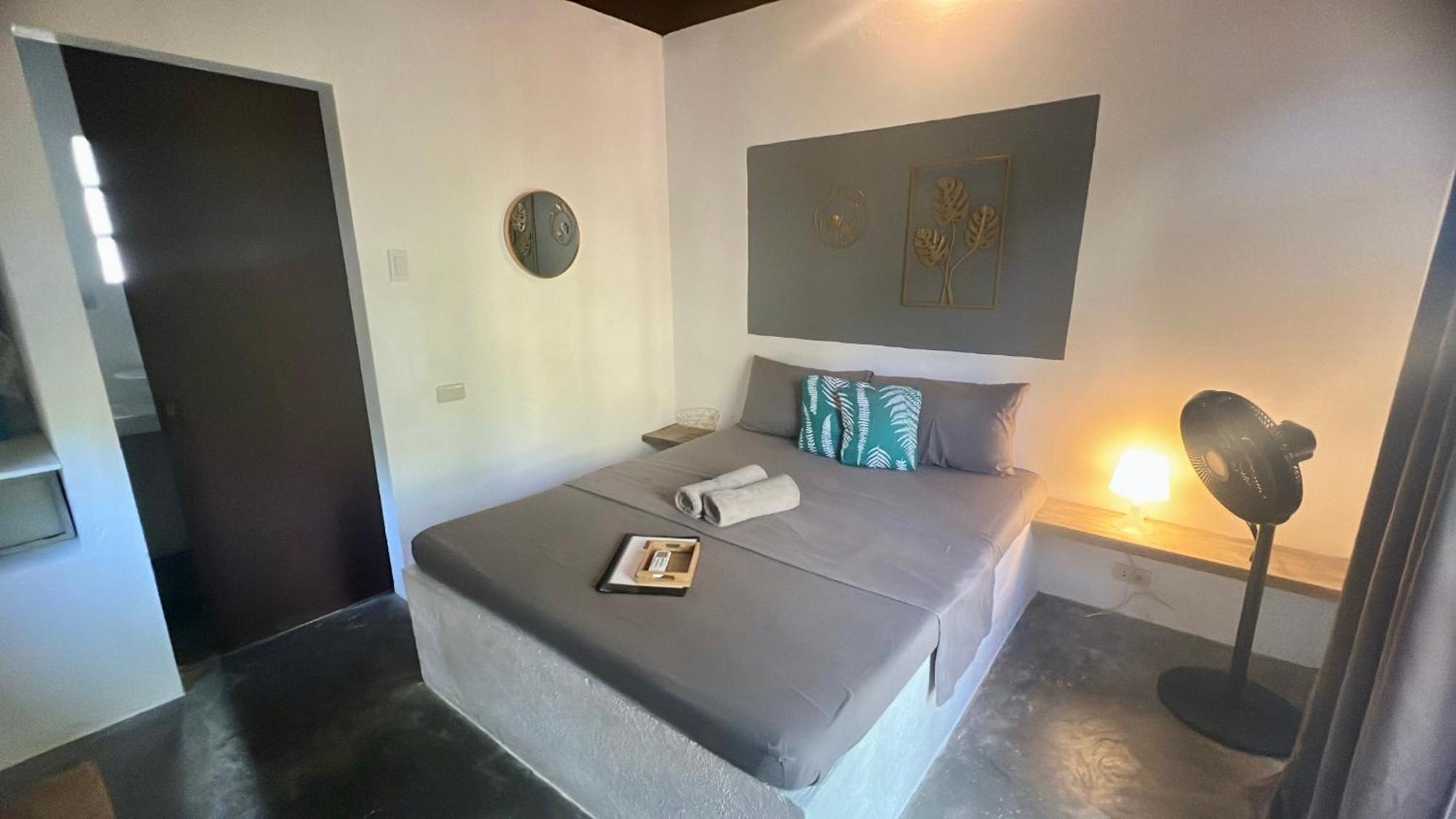 Yay Lodge Siargao, Private Room 1 With Ac & Hot Shower And Fast Starlink Wifi General Luna  Exterior photo
